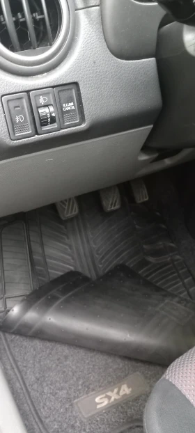 Suzuki SX4, снимка 11