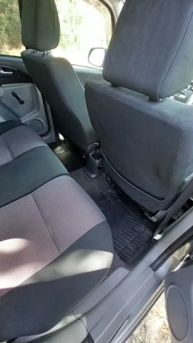 Suzuki SX4, снимка 15
