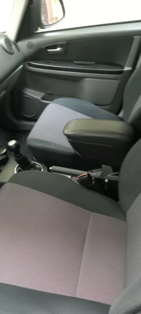 Suzuki SX4, снимка 13