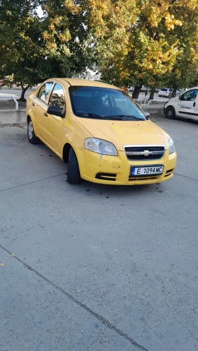 Chevrolet Aveo Седан, снимка 3