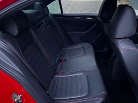 VW Jetta GLI(GTI)2.0TSI DSG /FACE/ ЛЮК//ОБСЛУЖЕН/ТОП | Auto.bg — изображение 9