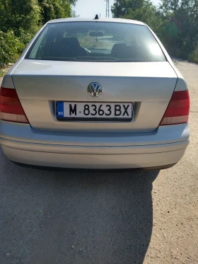 VW Bora - 1200 € / 2347.00 лв. - 38427992 3