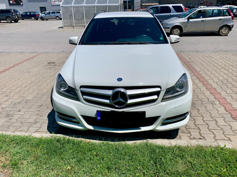 Mercedes-Benz C 220 w 204, снимка 1 - Автомобили и джипове - 46079947