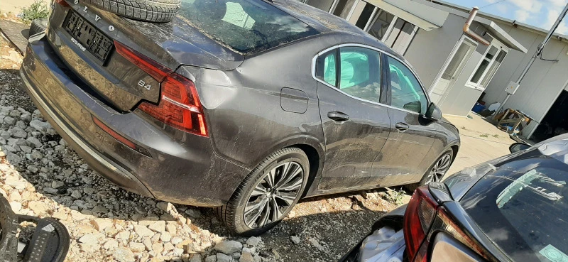 Volvo S60 2.0i, снимка 4 - Автомобили и джипове - 46736586