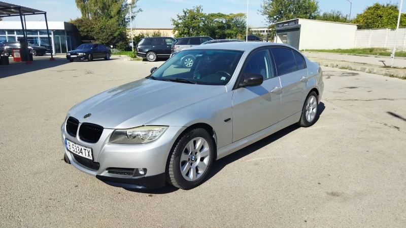 BMW 318 2.0i facelift , снимка 1 - Автомобили и джипове - 47479728