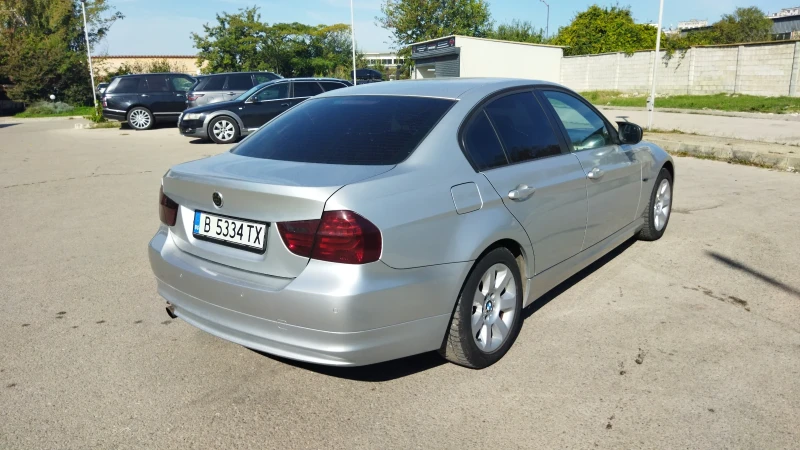 BMW 318 2.0i facelift , снимка 6 - Автомобили и джипове - 47479728