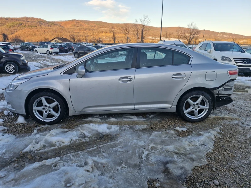 Toyota Avensis 2, 2D4D* 150* AC* NAVI* CAM* TUV* , снимка 2 - Автомобили и джипове - 48603325