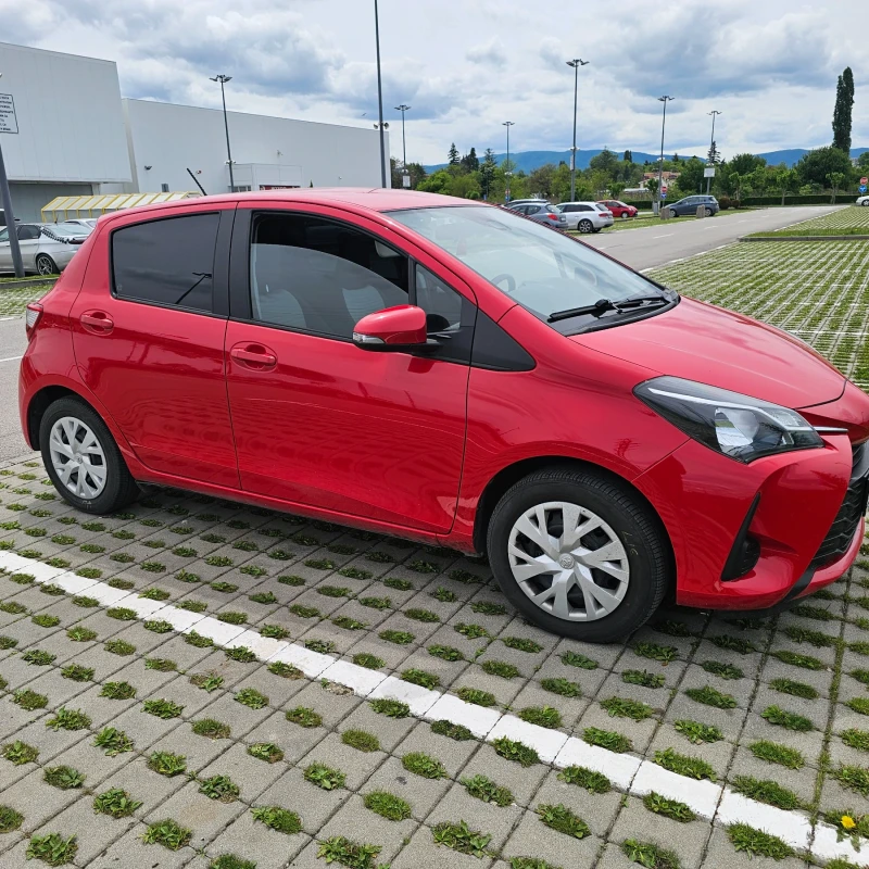 Toyota Yaris 1.5, снимка 7 - Автомобили и джипове - 51963080