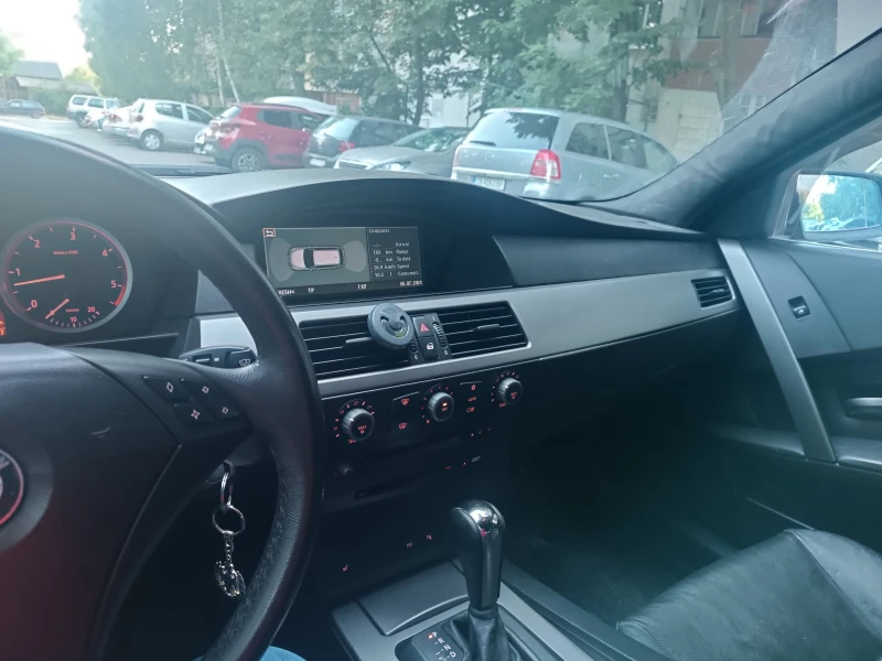 BMW 530, снимка 8 - Автомобили и джипове - 49503719