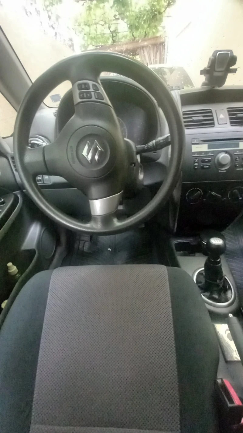 Suzuki SX4, снимка 12 - Автомобили и джипове - 52439984