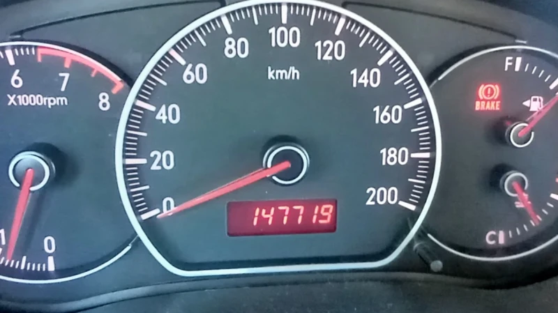 Suzuki SX4, снимка 9 - Автомобили и джипове - 52439984