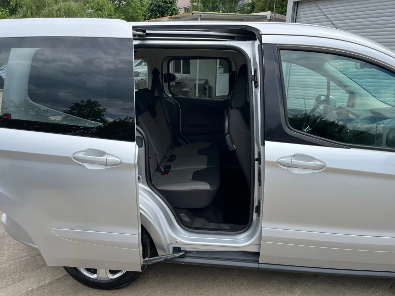 Ford Courier Италия 1.5, снимка 9 - Автомобили и джипове - 50495998