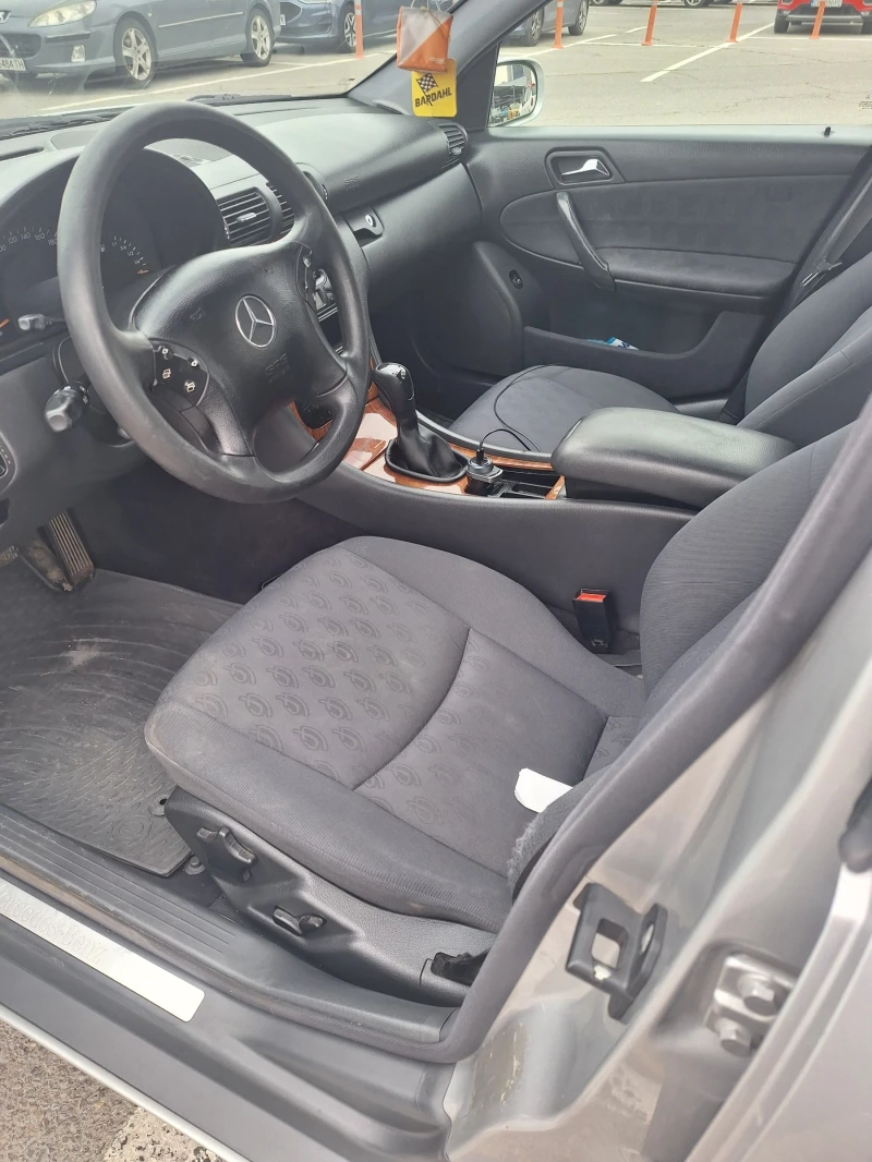 Mercedes-Benz C 200 CDI, снимка 12 - Автомобили и джипове - 52089985