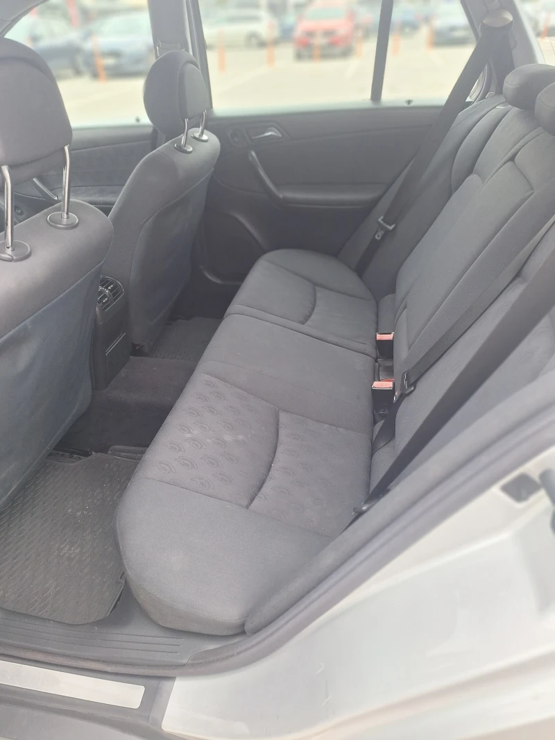 Mercedes-Benz C 200 CDI, снимка 11 - Автомобили и джипове - 52089985