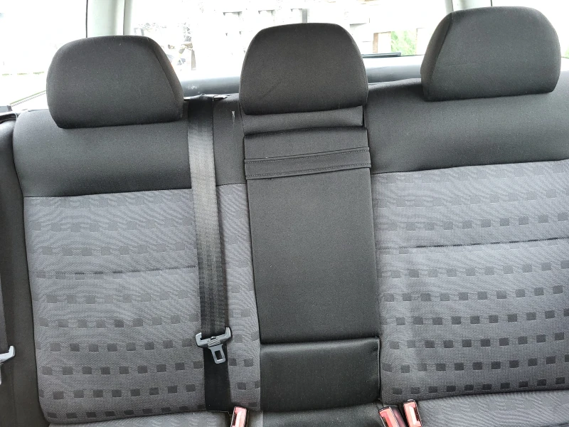 VW Passat, снимка 6 - Автомобили и джипове - 52611779