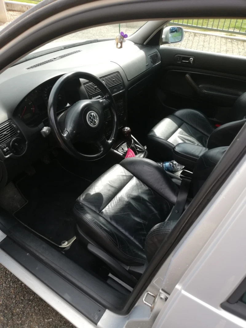 VW Golf, снимка 8 - Автомобили и джипове - 52882272