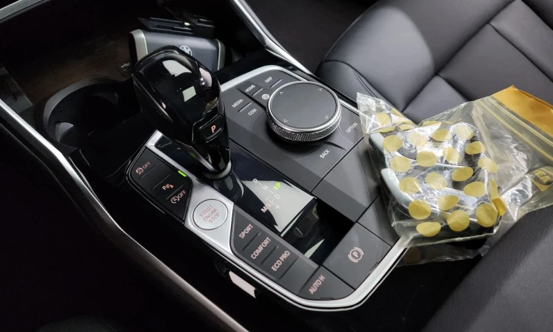 BMW 320 3 Series (G20) 320I , снимка 8 - Автомобили и джипове - 53494825