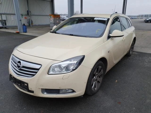 Opel Insignia A Sports Tourer Edition, снимка 2 - Автомобили и джипове - 48505738