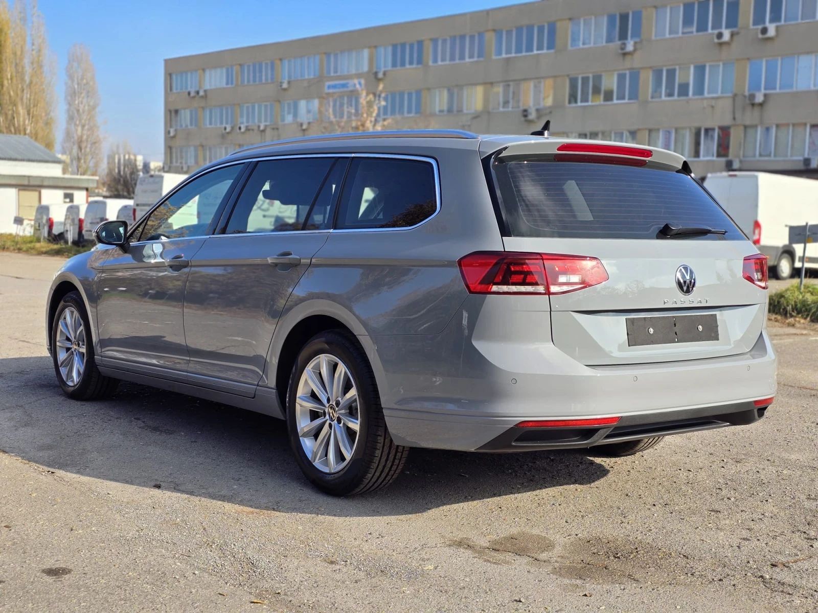 VW Passat 2.0 TDI 150k.c UNIKAT ITALIA  - изображение 6