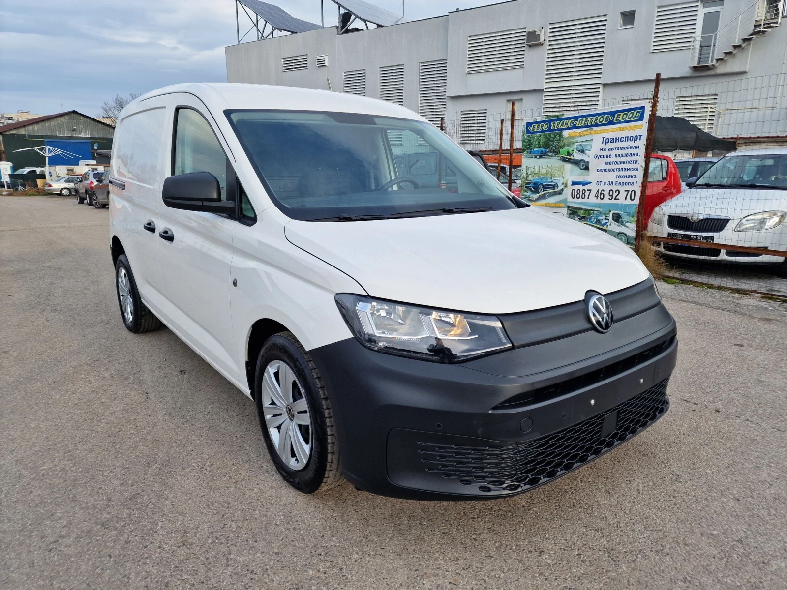 VW Caddy 2.0TDI MAXI 125000км! - изображение 3