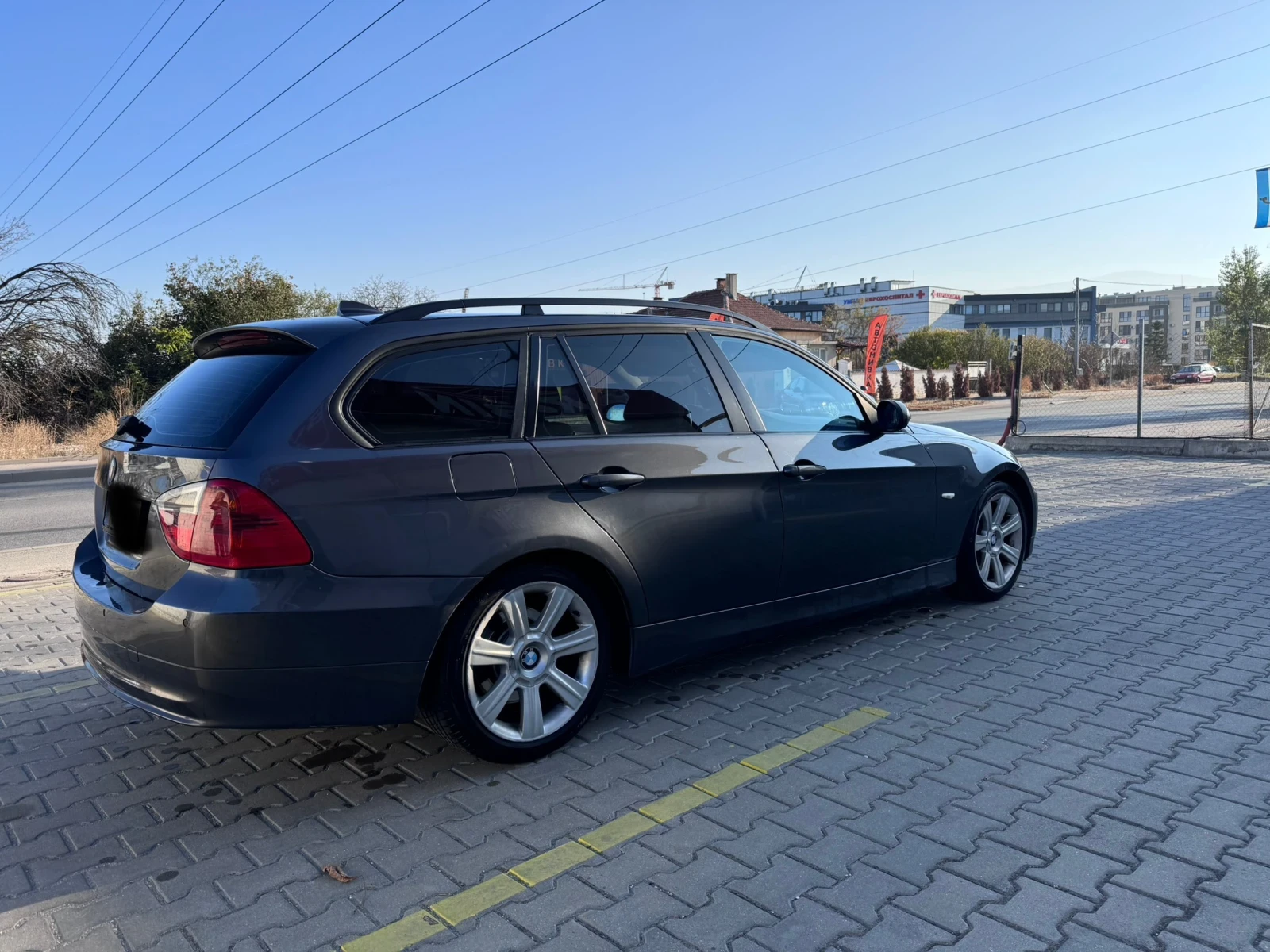 BMW 320 E91 - изображение 2