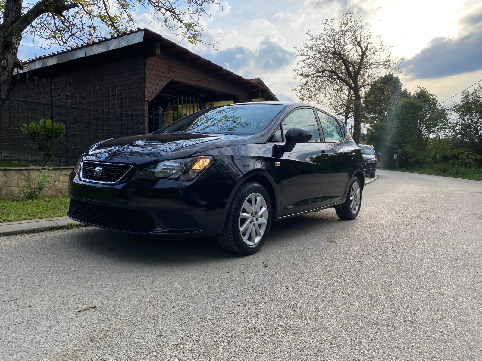 Seat Ibiza 1.0 бензин - изображение 3