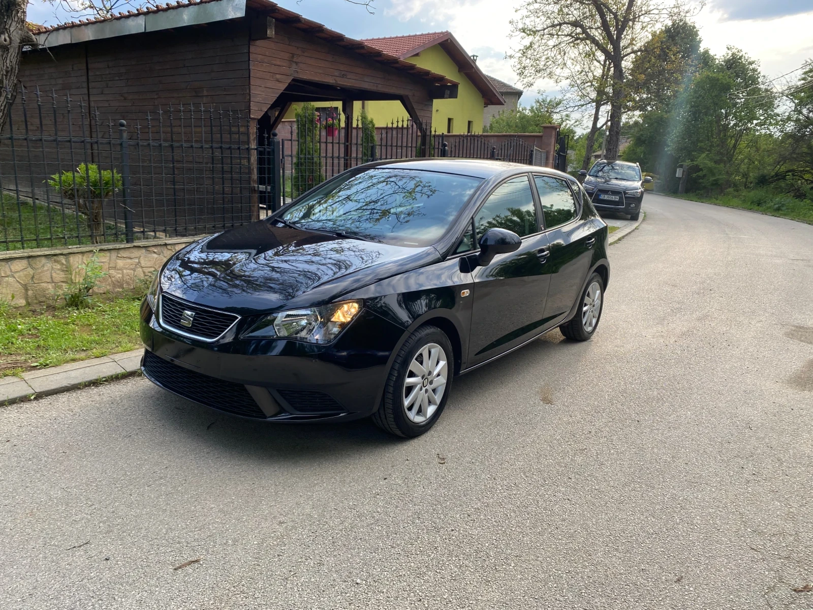Seat Ibiza 1.0 бензин - изображение 4