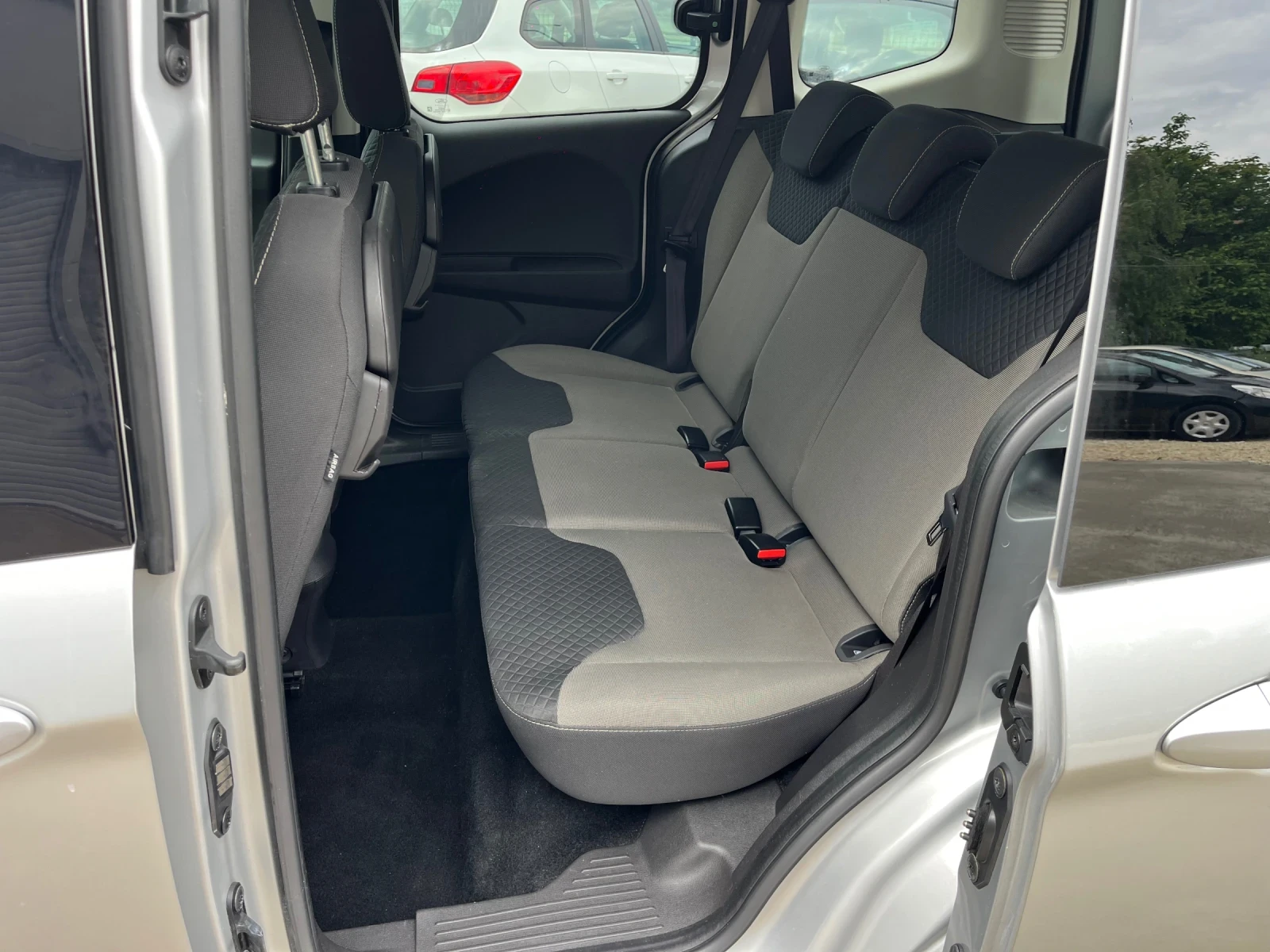 Ford Courier  1.5 | Mobile.bg   15