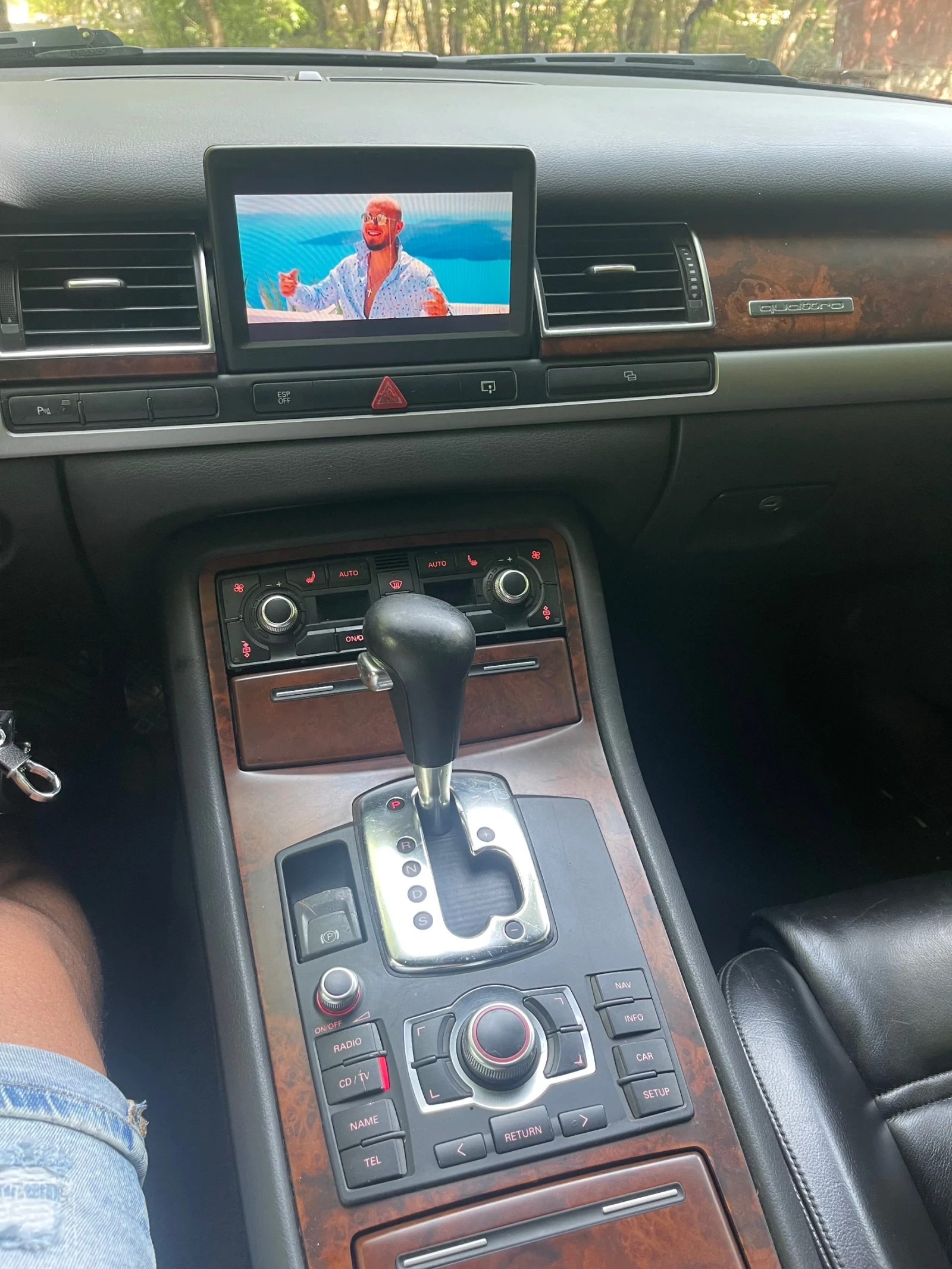 Audi A8 4.2 Quattro - изображение 7