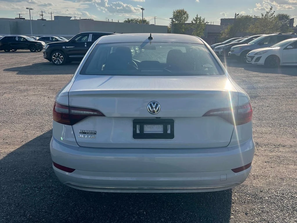 VW Jetta * Comfortline * CARFAX * БЕЗ ПЪРВОНАЧАЛНА ВНОСКА - изображение 4