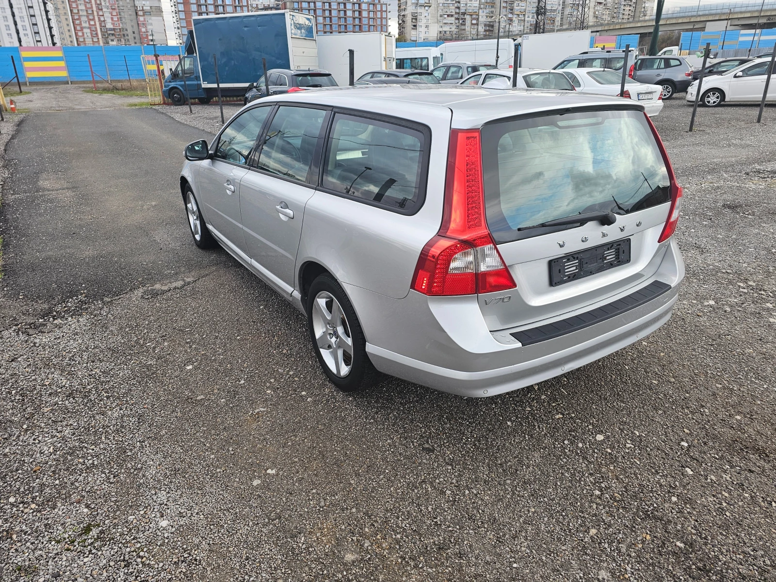 Volvo V70 2.4d - изображение 6