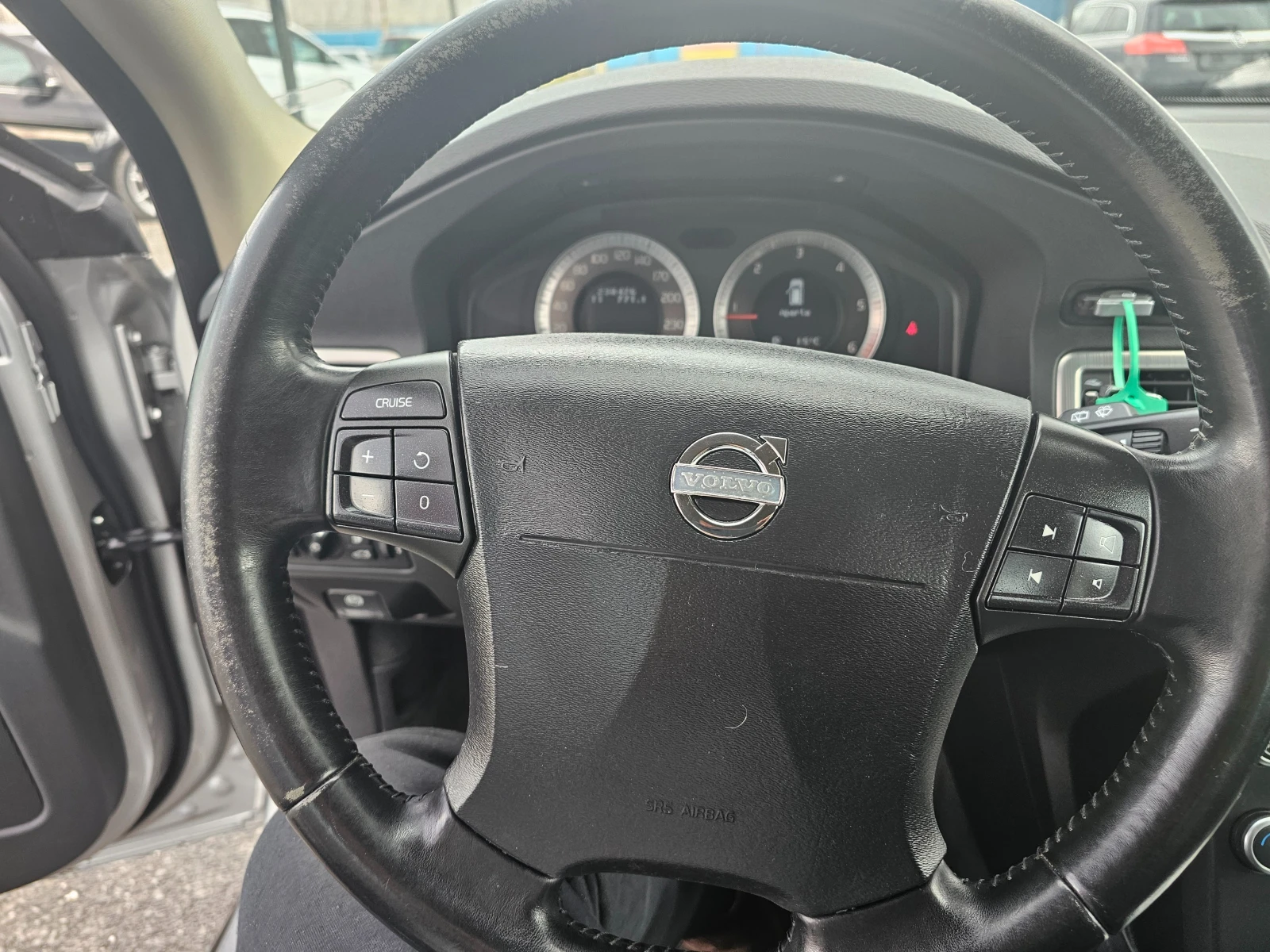 Volvo V70 2.4d | Mobile.bg   11