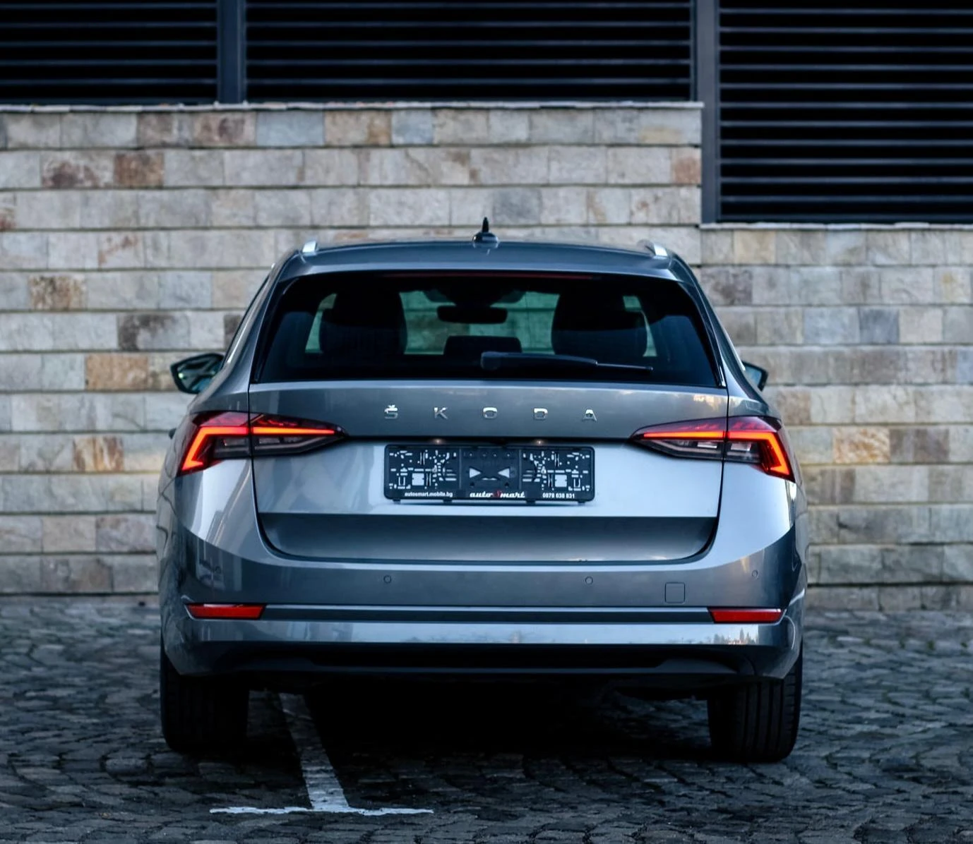 Skoda Octavia 2.0 TDI Automatic_DSG Digital_Cockpit - изображение 6