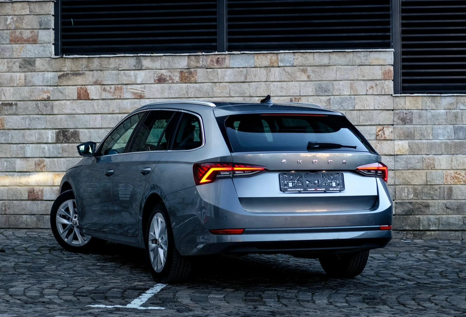 Skoda Octavia 2.0 TDI Automatic_DSG Digital_Cockpit - изображение 4