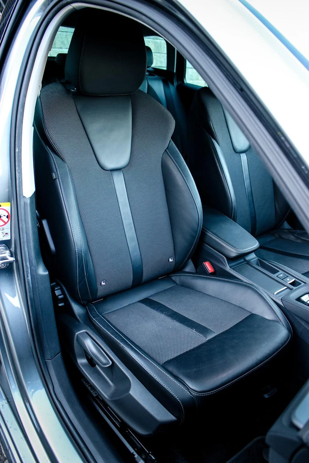 Skoda Octavia 2.0 TDI Automatic_DSG Digital_Cockpit | Mobile.bg � ����������� 14