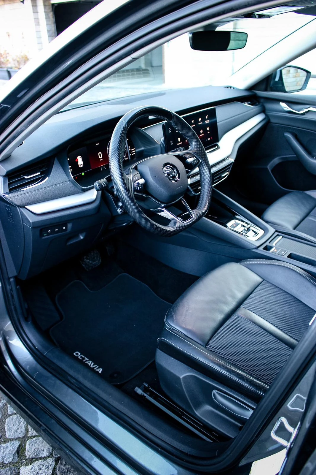 Skoda Octavia 2.0 TDI Automatic_DSG Digital_Cockpit - изображение 7