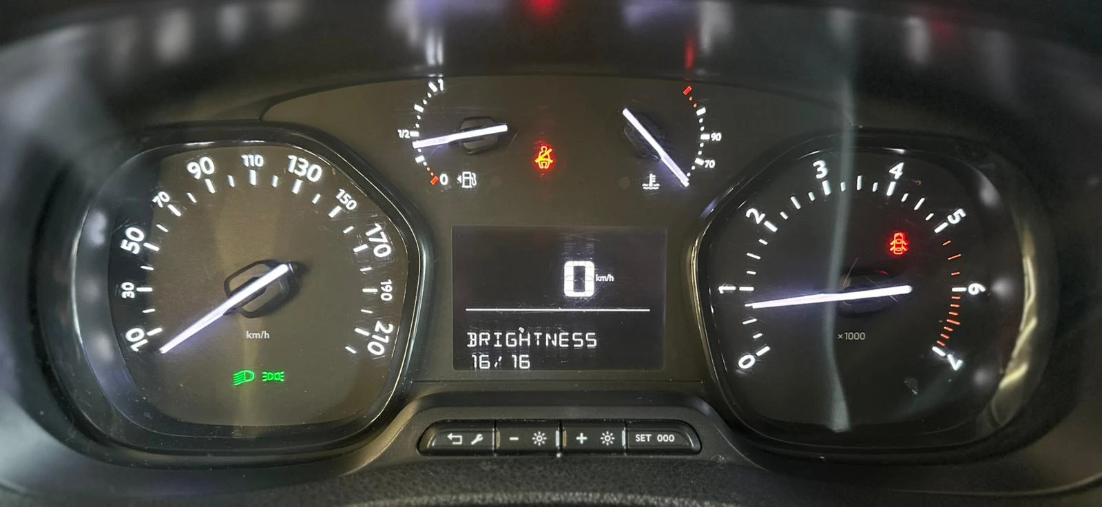 Peugeot Expert Traveller* 7+ 1* Лизинг - изображение 10