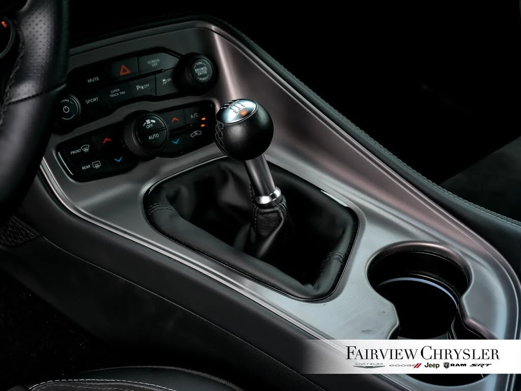 Dodge Challenger R/T RWD * CARFAX * ����������* (���� �� ��) | Mobile.bg � ����������� 11