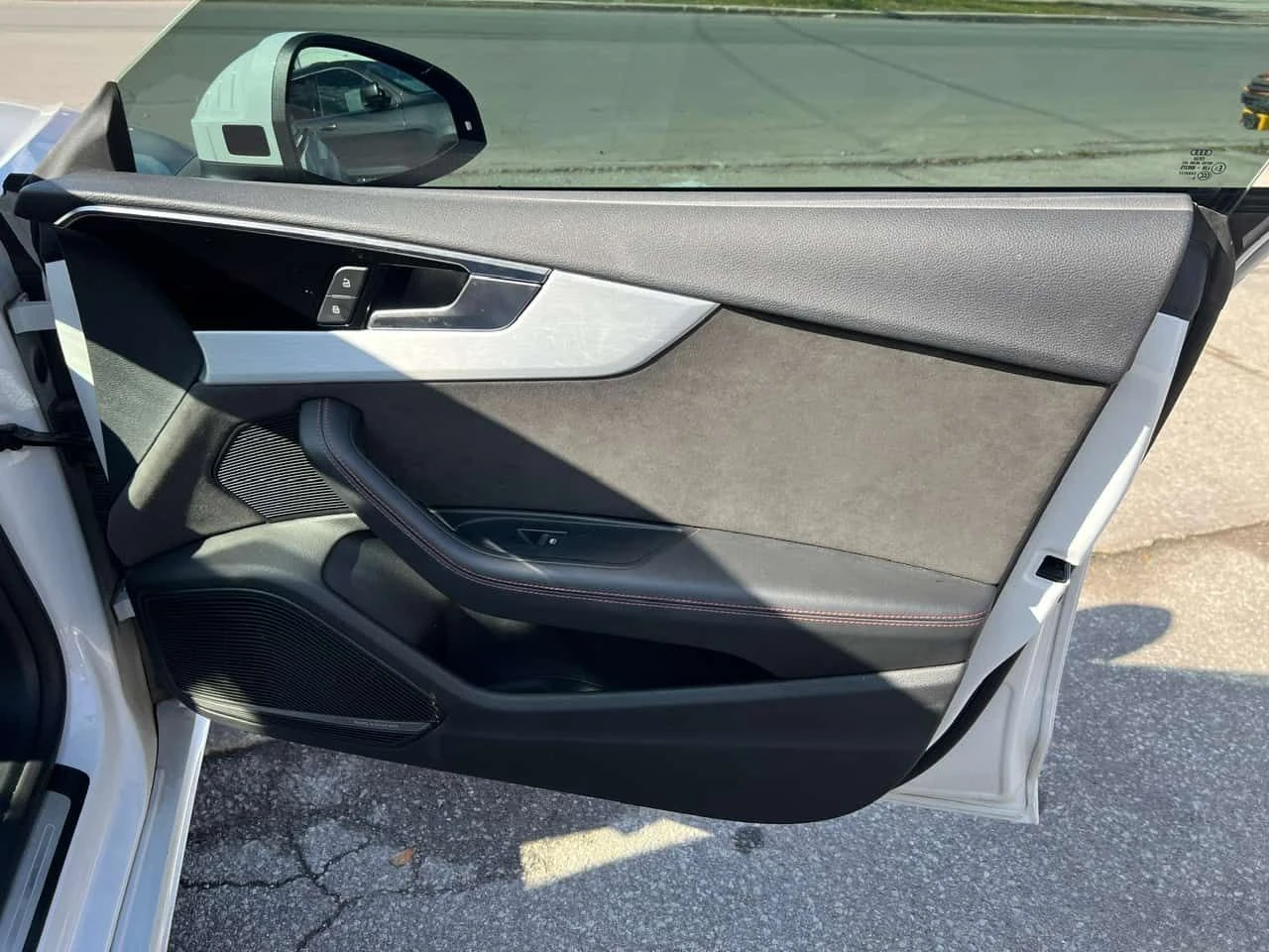 Audi S5  Technik /ЛАЗЕРНИ ФАРОВЕ/B&O/MASSAGE/DISTRONIC, снимка 11 - Автомобили и джипове - 54001523