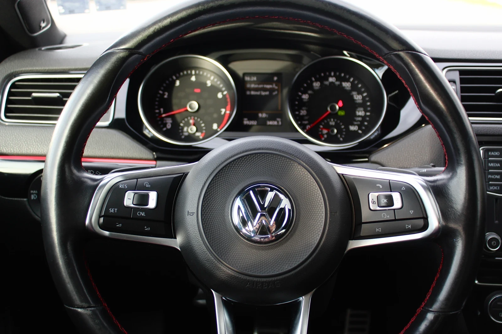 VW Jetta GLI(GTI)2.0TSI DSG /FACE/ ���/ ������/��������/��� | Mobile.bg � ����������� 7