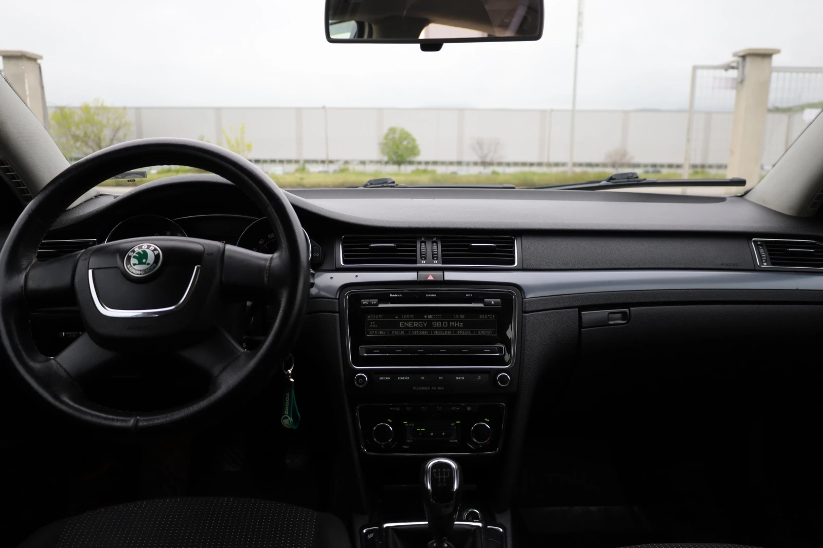 Skoda Superb 1.9 TDI, снимка 7 - Автомобили и джипове - 54367658