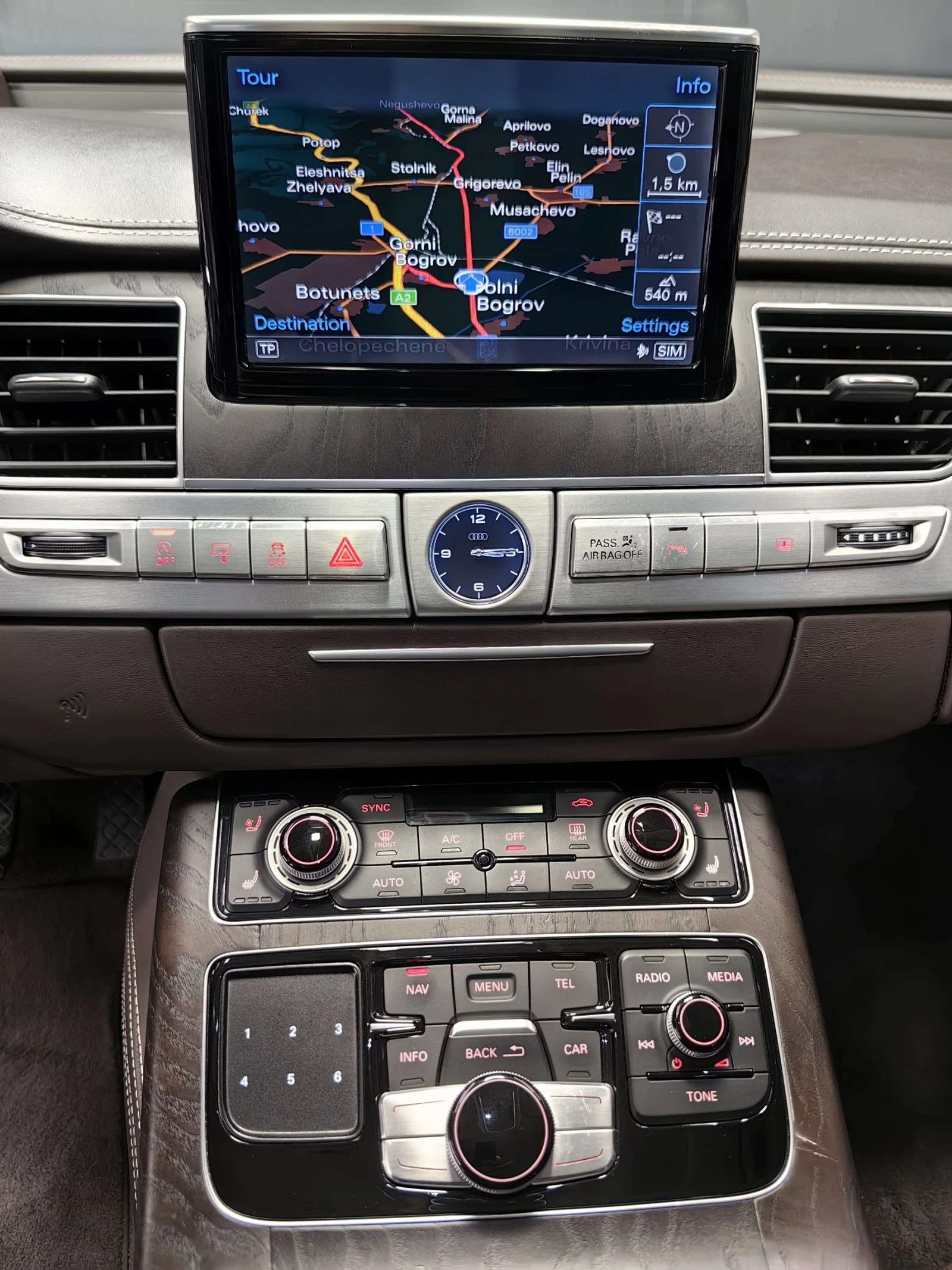 Audi A8 3.0TDI* LONG* DESIGN* MATRIX* СМЕНЕНИ ВЕРИГИ* FULL, снимка 14 - Автомобили и джипове - 54502577