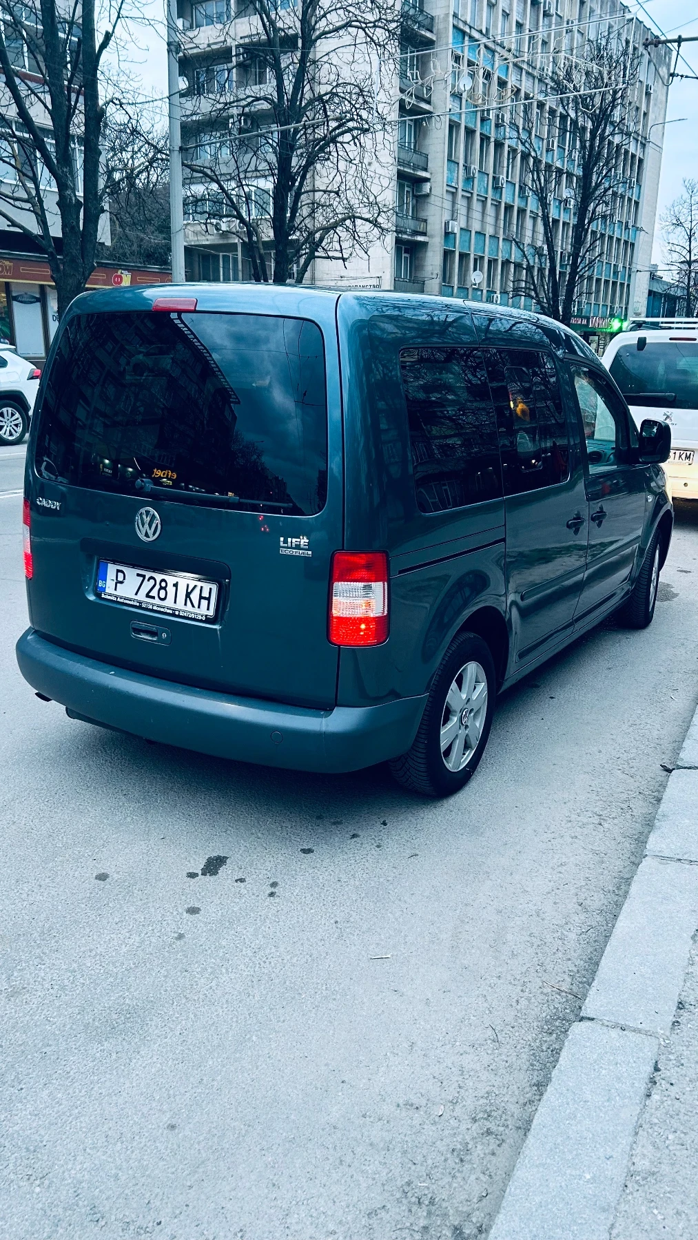 VW Caddy Газ/Метан, снимка 7 - Автомобили и джипове - 54800415