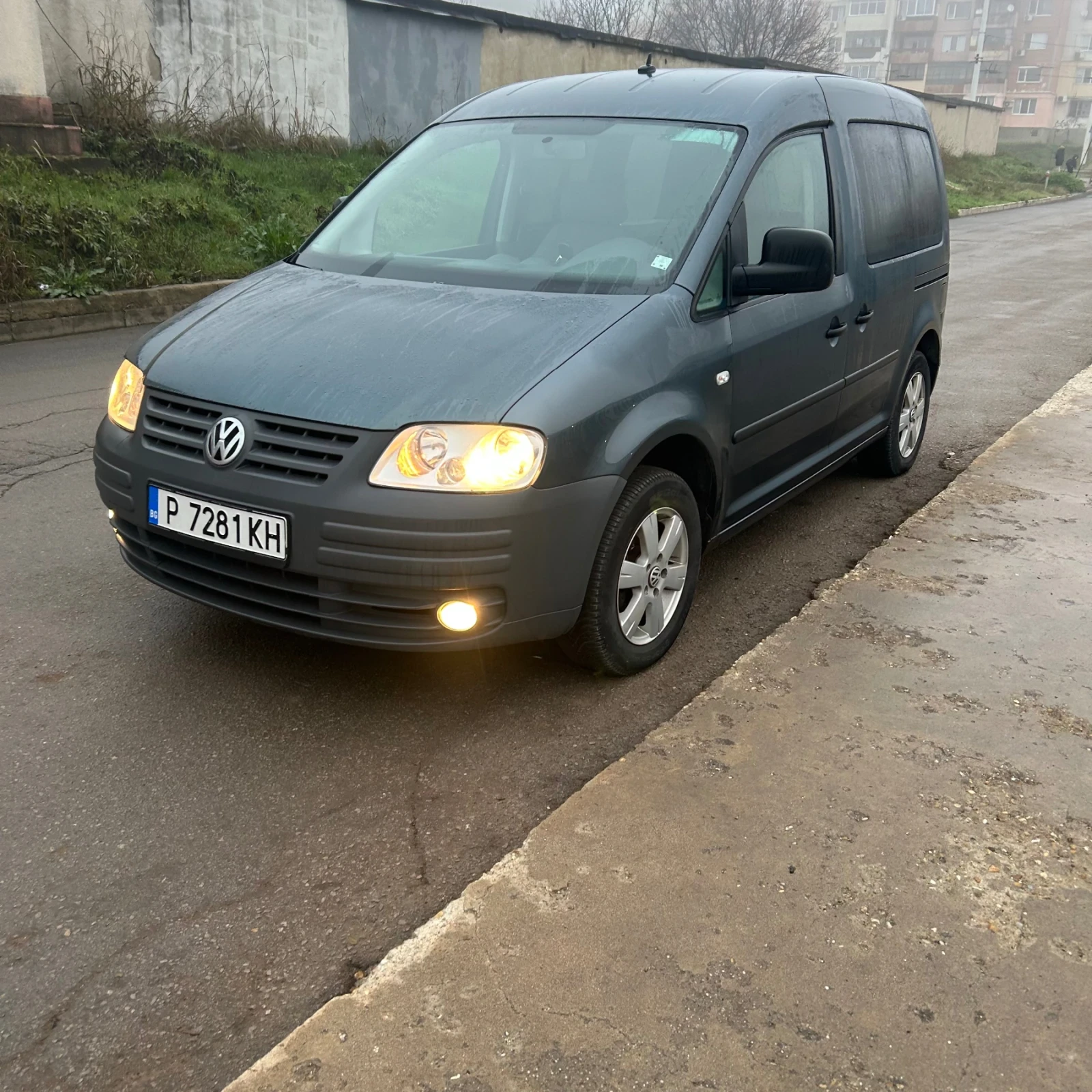 VW Caddy Газ/Метан, снимка 6 - Автомобили и джипове - 54800415