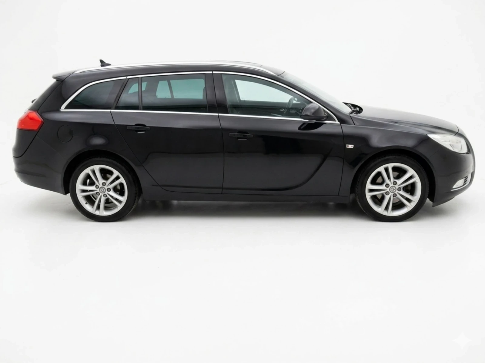 Opel Insignia 2.0 CDTI (160 к.с.), снимка 3 - Автомобили и джипове - 54886199