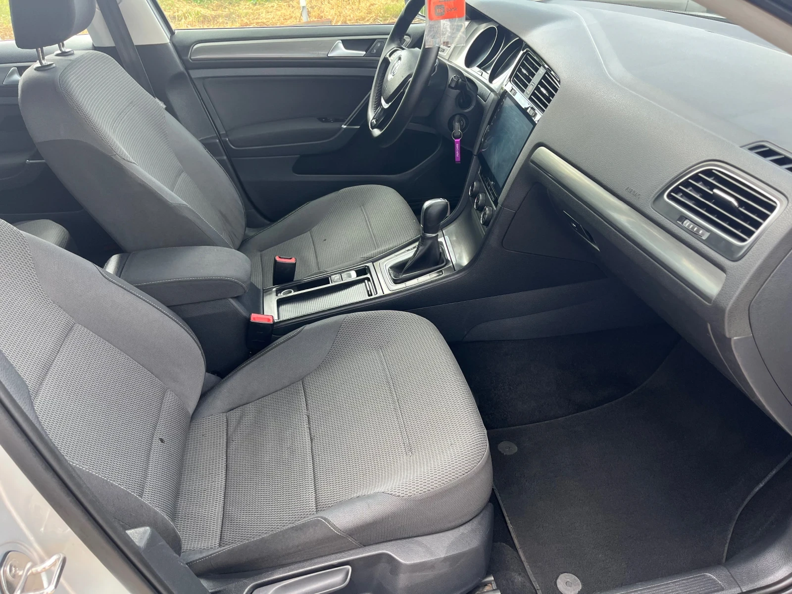 VW Golf 1.6TDi/ DSG-7SPPED, снимка 15 - Автомобили и джипове - 55022564