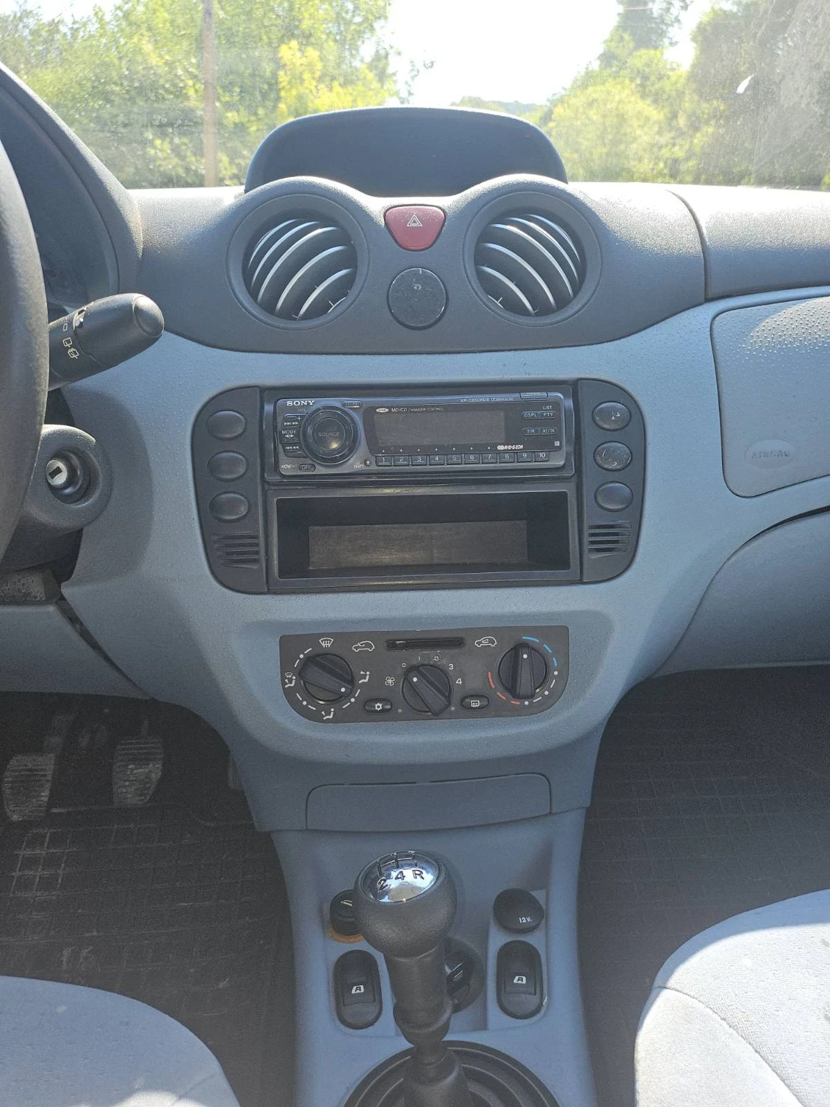 Citroen C3, снимка 4 - Автомобили и джипове - 55236018