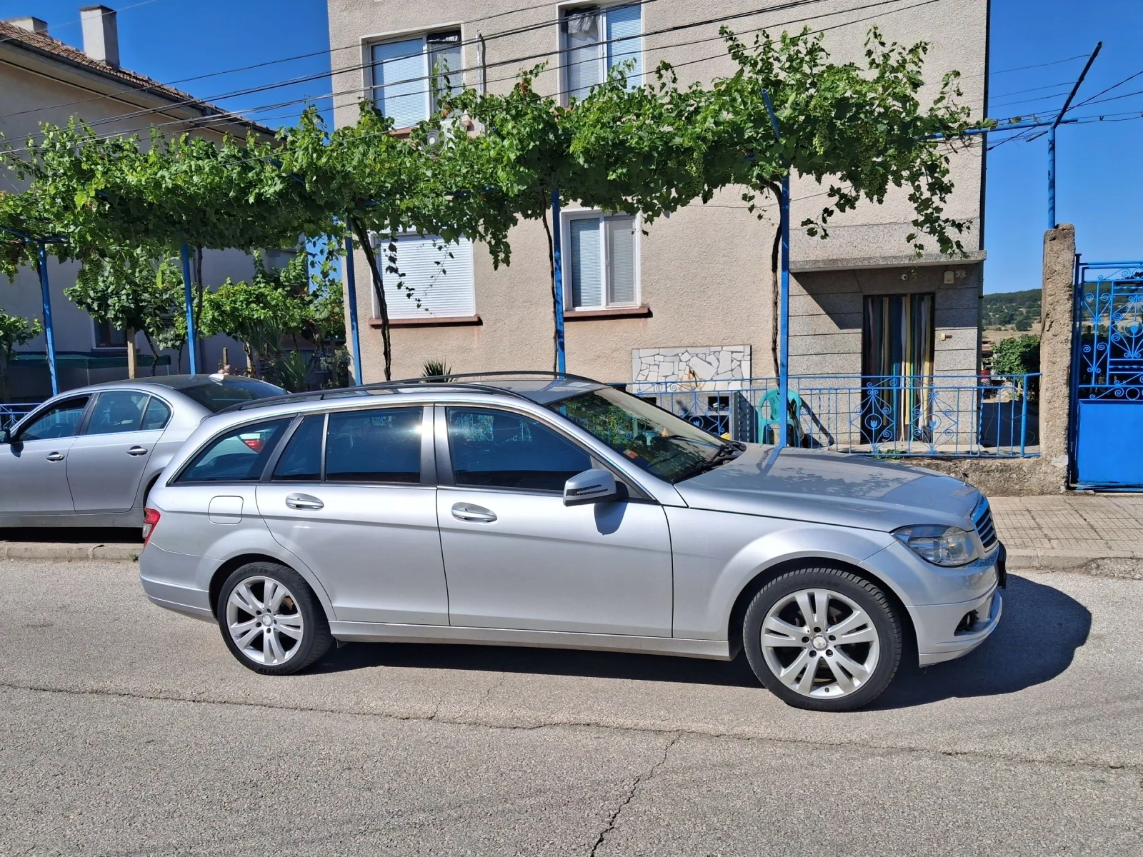 Mercedes-Benz C 200 2.2 CDI ШЕСТ СКОРОСТИ, снимка 5 - Автомобили и джипове - 55248730
