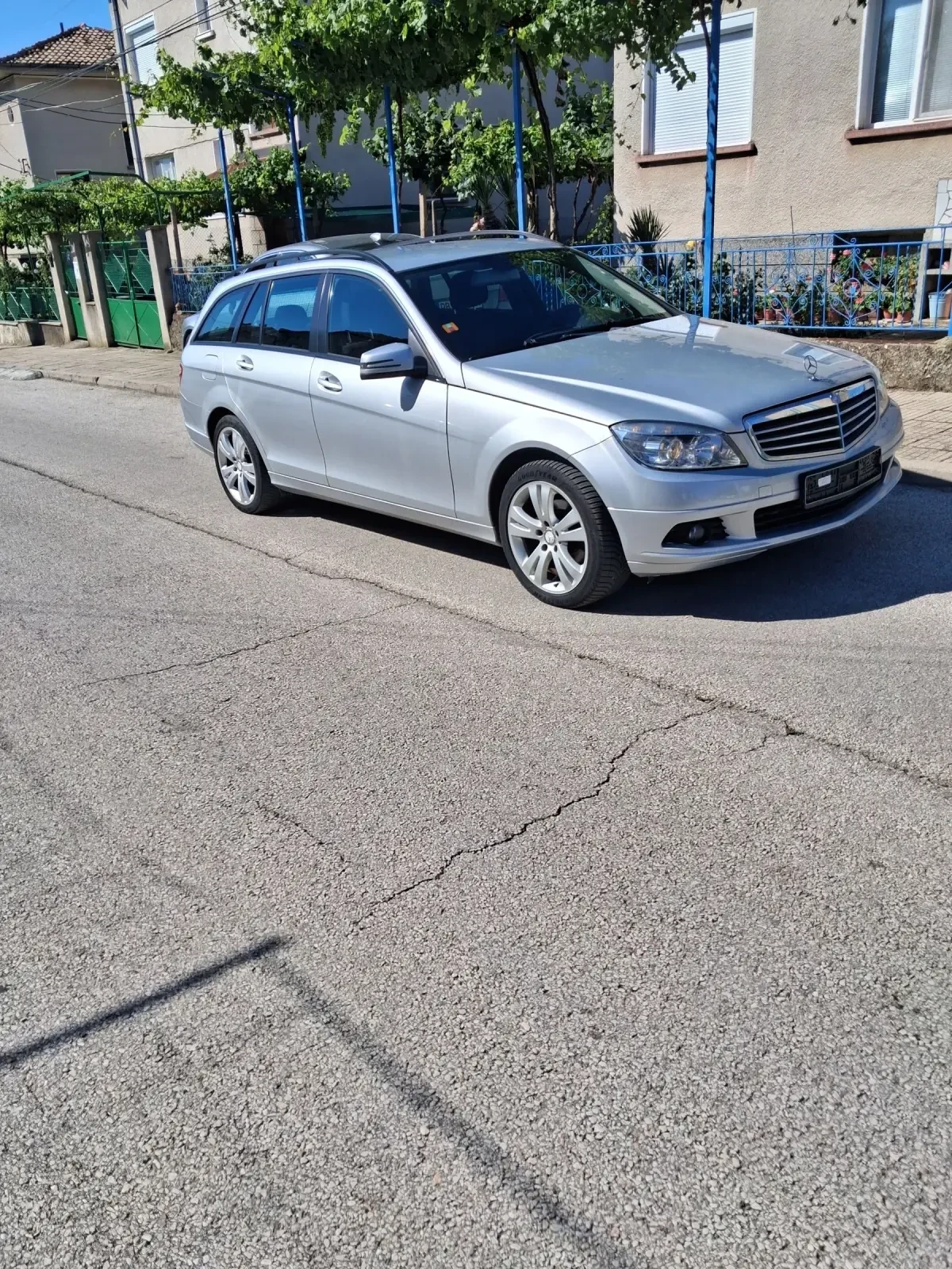 Mercedes-Benz C 200 2.2 CDI ШЕСТ СКОРОСТИ, снимка 3 - Автомобили и джипове - 55248730