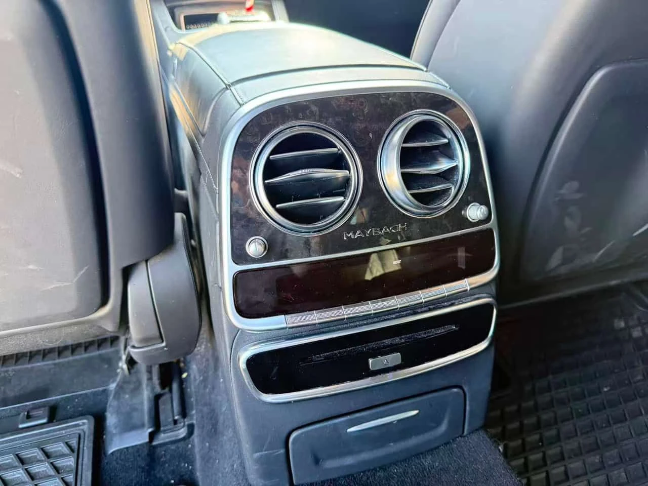 Mercedes-Benz Maybach * S 560 * CARFAX * ����� �� ����������� | Mobile.bg � ����������� 14